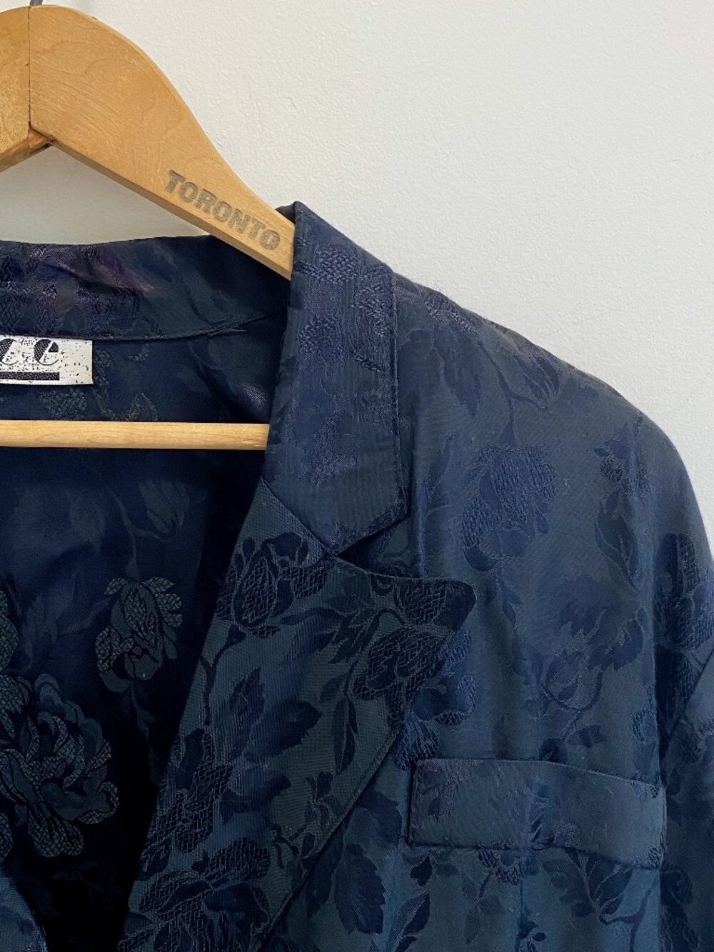 Vintage Black Jacquard Waistcoat Style Cropped Jacket / 80s - Picture 2 of 10
